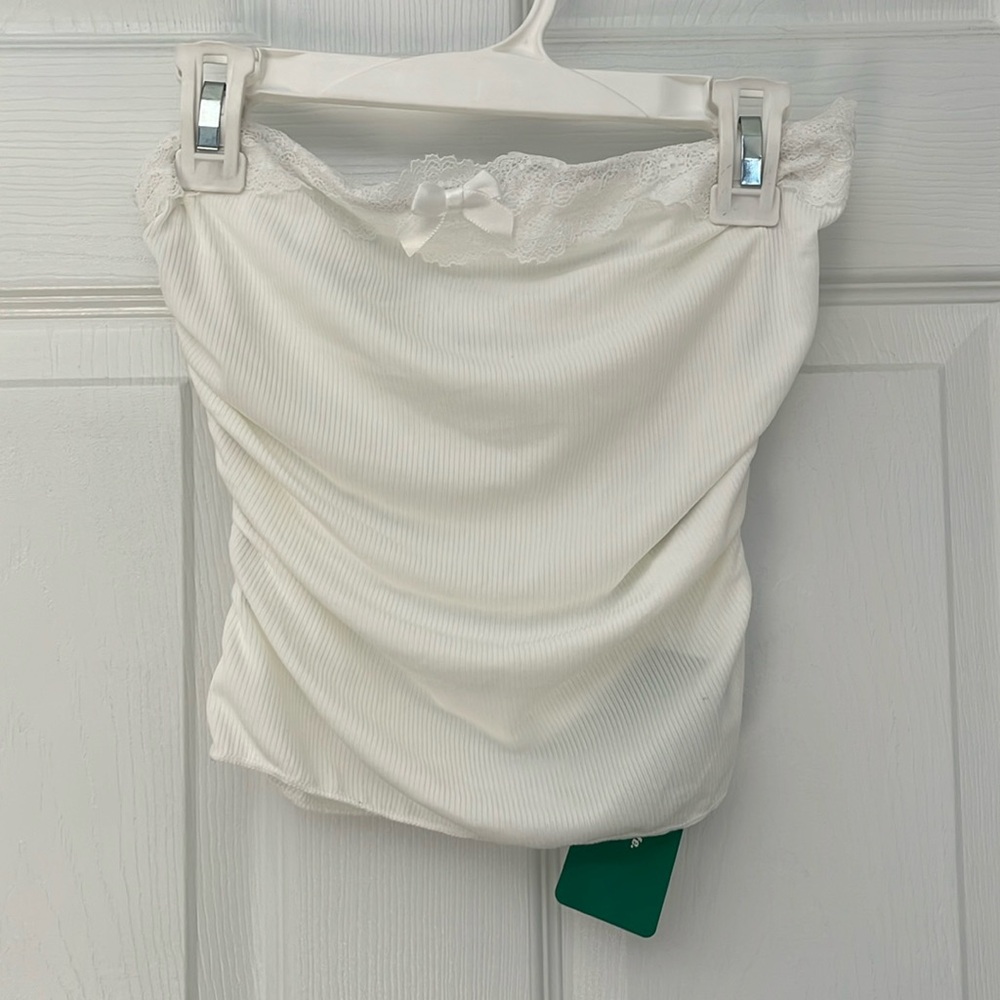 White SHEIN Tube Top
